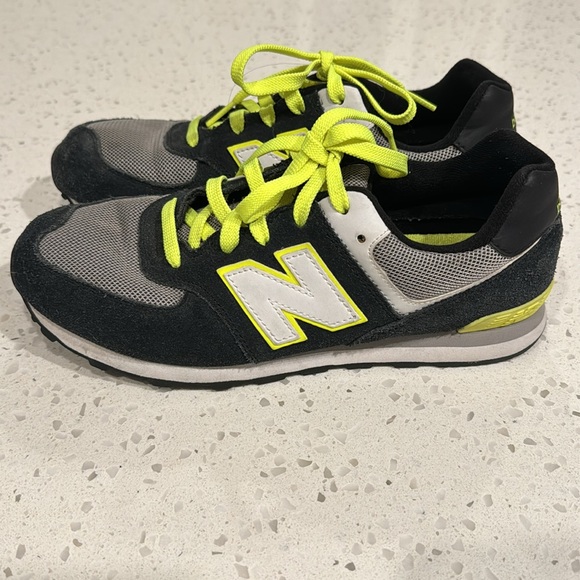 New Balance 574 Sneakers 7 women’s - Picture 1 of 3
